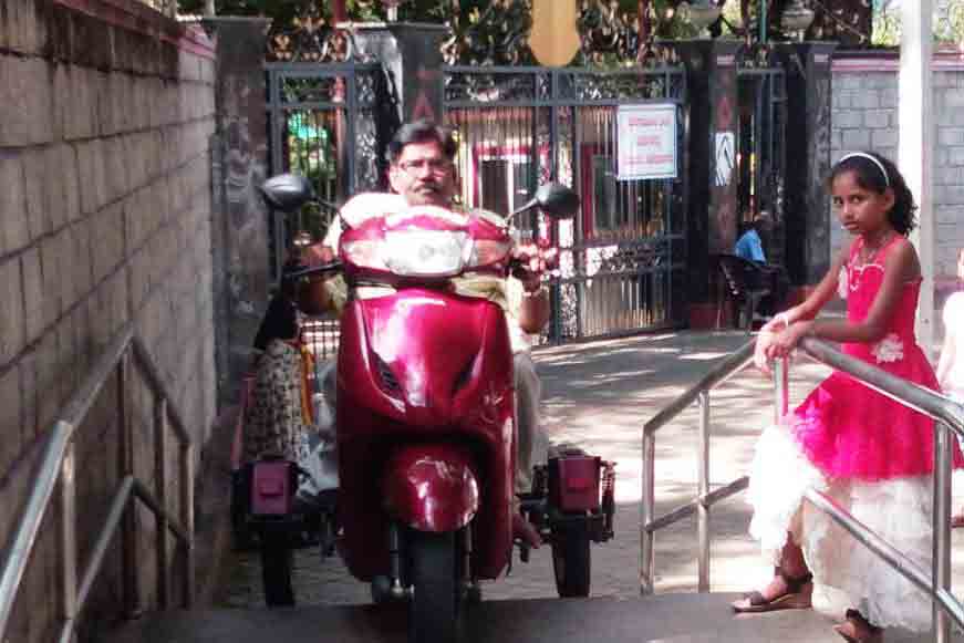 ಶಿವಮೊಗ್ಗ: ವಿಕಲಚೇತನ ವ್ಯಕ್ತಿಗೆ ಗಾಂಧಿ ಪಾರ್ಕ್ ಪ್ರವೇಶ ನಿರಾಕರಣೆ- ಆರೋಪ