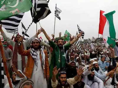 ಪಾಕ್: ಇಮ್ರಾನ್ ಸರಕಾರದ ವಿರುದ್ಧ ಬೃಹತ್ ‘ಆಝಾದಿ ಮೆರವಣಿಗೆ’