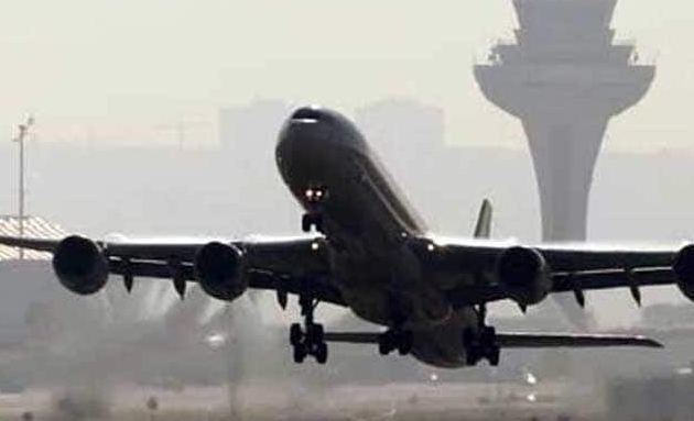 ಸಿಂಗಾಪುರಕ್ಕೆ ಹಾರುತ್ತಿದ್ದ ವಿಮಾನ ಮನಿಲಾದಲ್ಲಿ ತುರ್ತು ಭೂಸ್ಪರ್ಶ