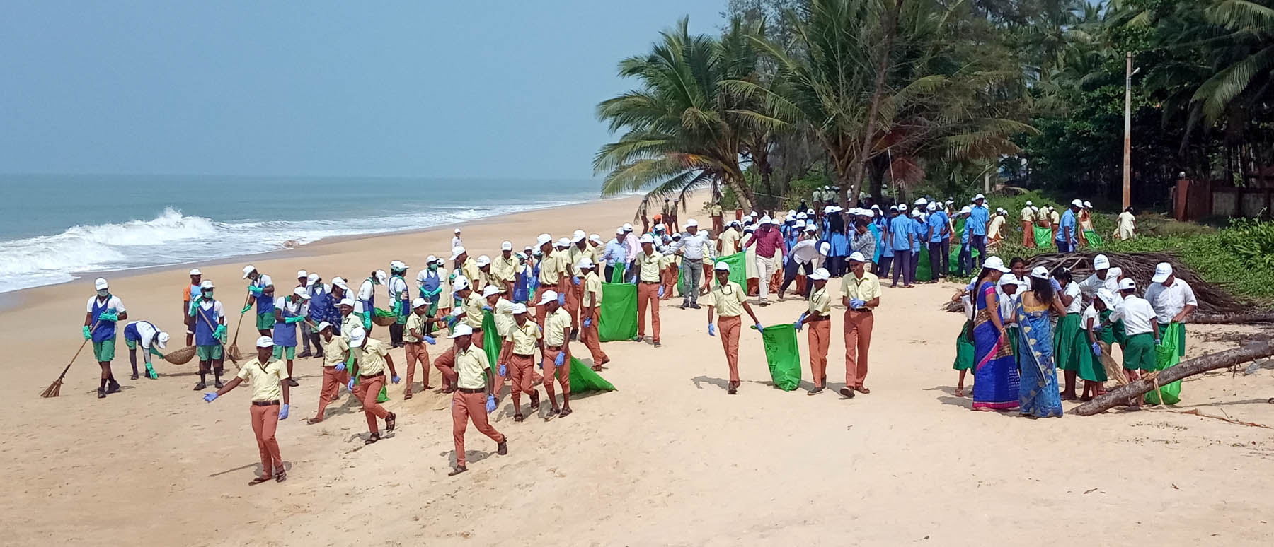 ಪಡುಬಿದ್ರಿ: ಕಡಲ ತೀರದಲ್ಲಿ ಸ್ವಚ್ಛತಾ ಸಪ್ತಾಹಕ್ಕೆ ಚಾಲನೆ