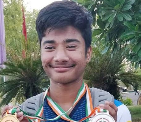 ಧನುಷ್‌ಗೆ ಮೂರು ಚಿನ್ನ