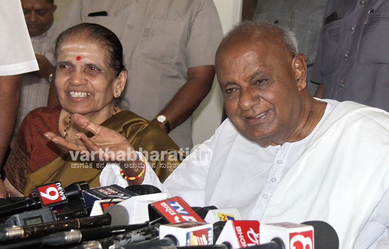 ಸಿದ್ದರಾಮಯ್ಯ ಎಲ್ಲಿಂದ ಬೆಳೆದು ಬಂದಿದ್ದಾರೆ ಅನ್ನೋದು ಮರೆಯಬಾರದು: ಎಚ್.ಡಿ.ದೇವೇಗೌಡ