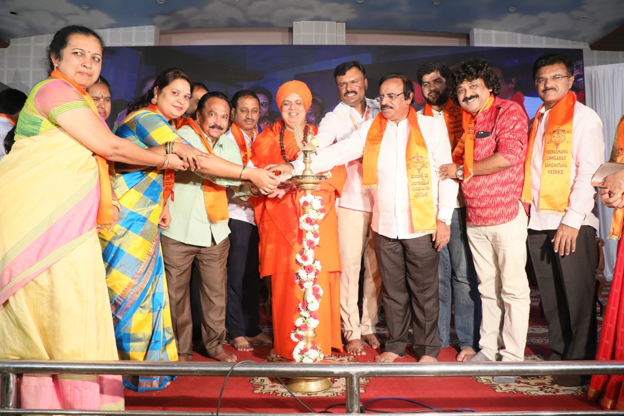 ಗರ್ವದಿಂದ ಹೇಳು ನಾನು ವೀರಶೈವ-ಲಿಂಗಾಯತ ಎಂದು: ಮಹದೇವ ಪ್ರಕಾಶ್