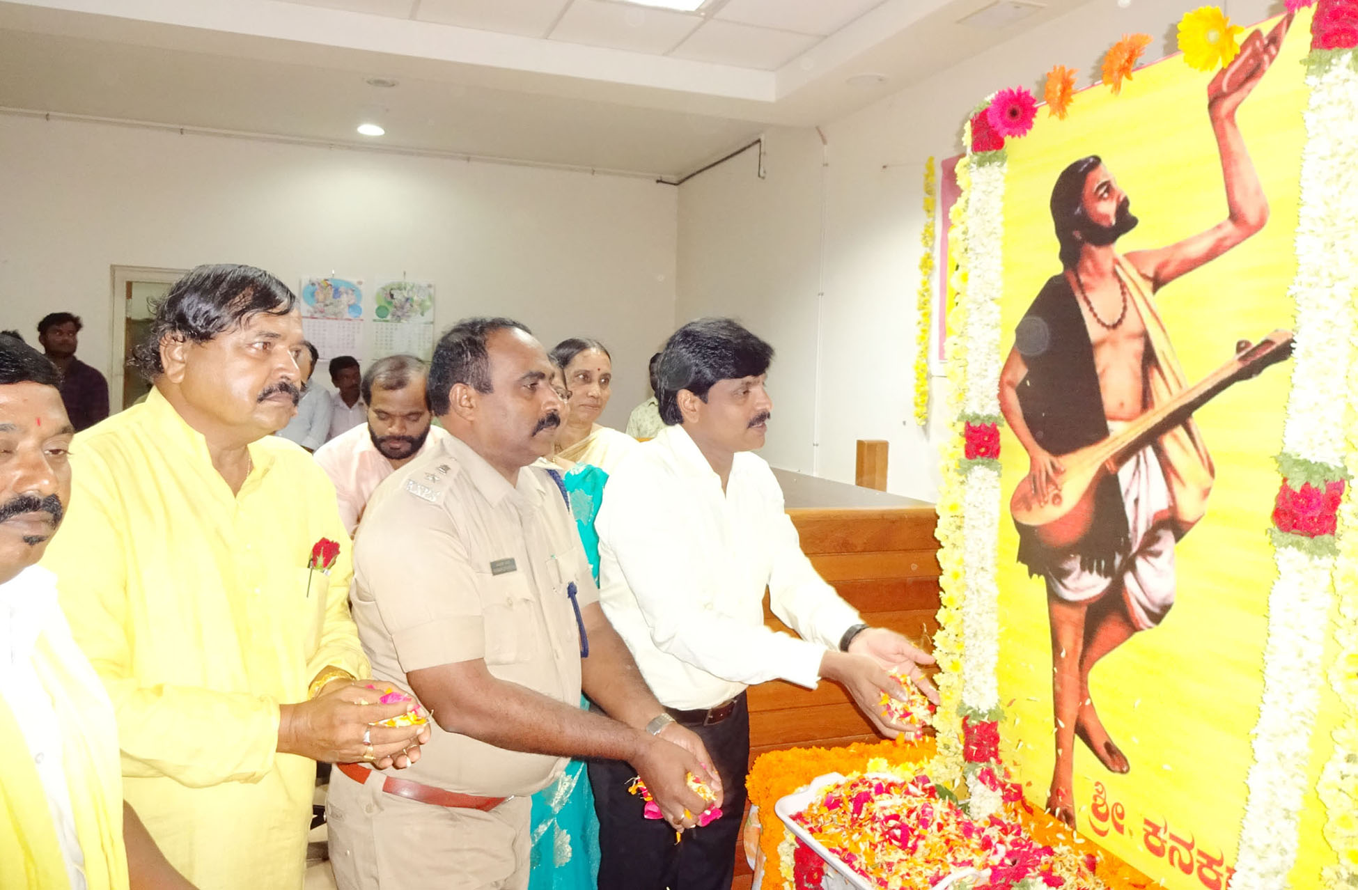 ಕನಕದಾಸರು ಇಂದಿಗೂ ಪ್ರಸ್ತುತ: ಜಿಲ್ಲಾಧಿಕಾರಿ ಜಗದೀಶ್