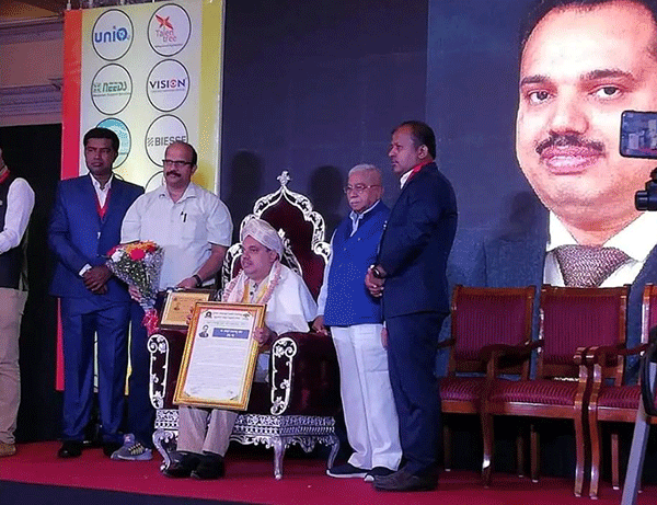 ಡಾ.ಉಮರ್ ಬೀಜದಕಟ್ಟೆಯವರಿಗೆ 2019ರ ಮಾನವ ಸಂಪನ್ಮೂಲ ಅಭಿವೃದ್ಧಿ ಕ್ಷೇತ್ರದ ಹಿರಿಯ ಸಾಧಕ ಪ್ರಶಸ್ತಿ