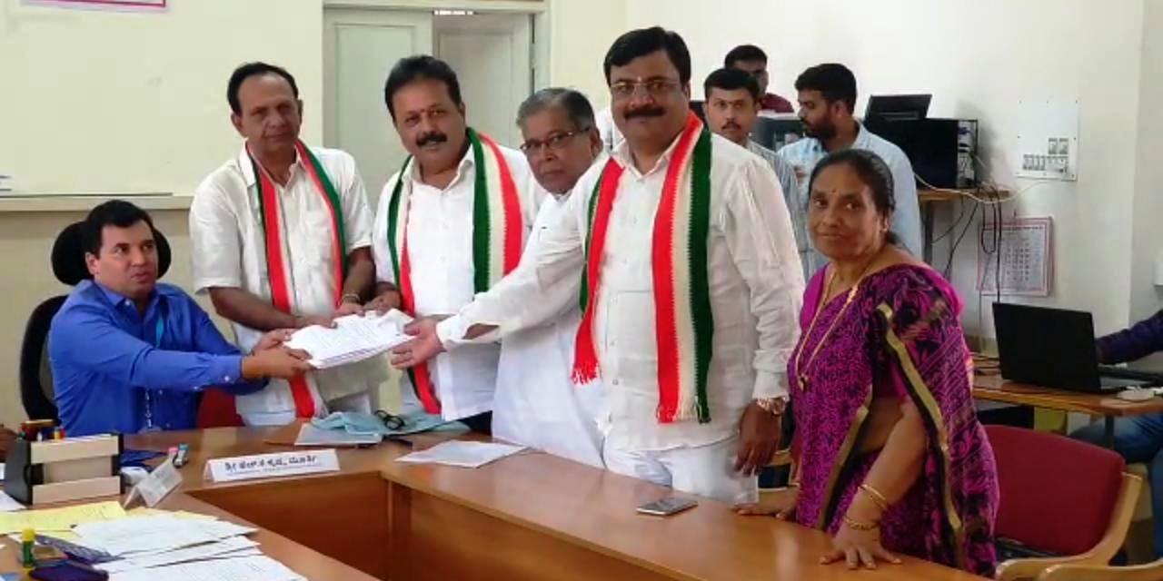 ರಂಗೇರಿದ ಕೆ.ಆರ್.ಪೇಟೆ ಉಪಚುನಾವಣಾ ಕಣ: ಕಾಂಗ್ರೆಸ್, ಬಿಜೆಪಿ, ಜೆಡಿಎಸ್ ಅಭ್ಯರ್ಥಿಗಳಿಂದ ನಾಮಪತ್ರ