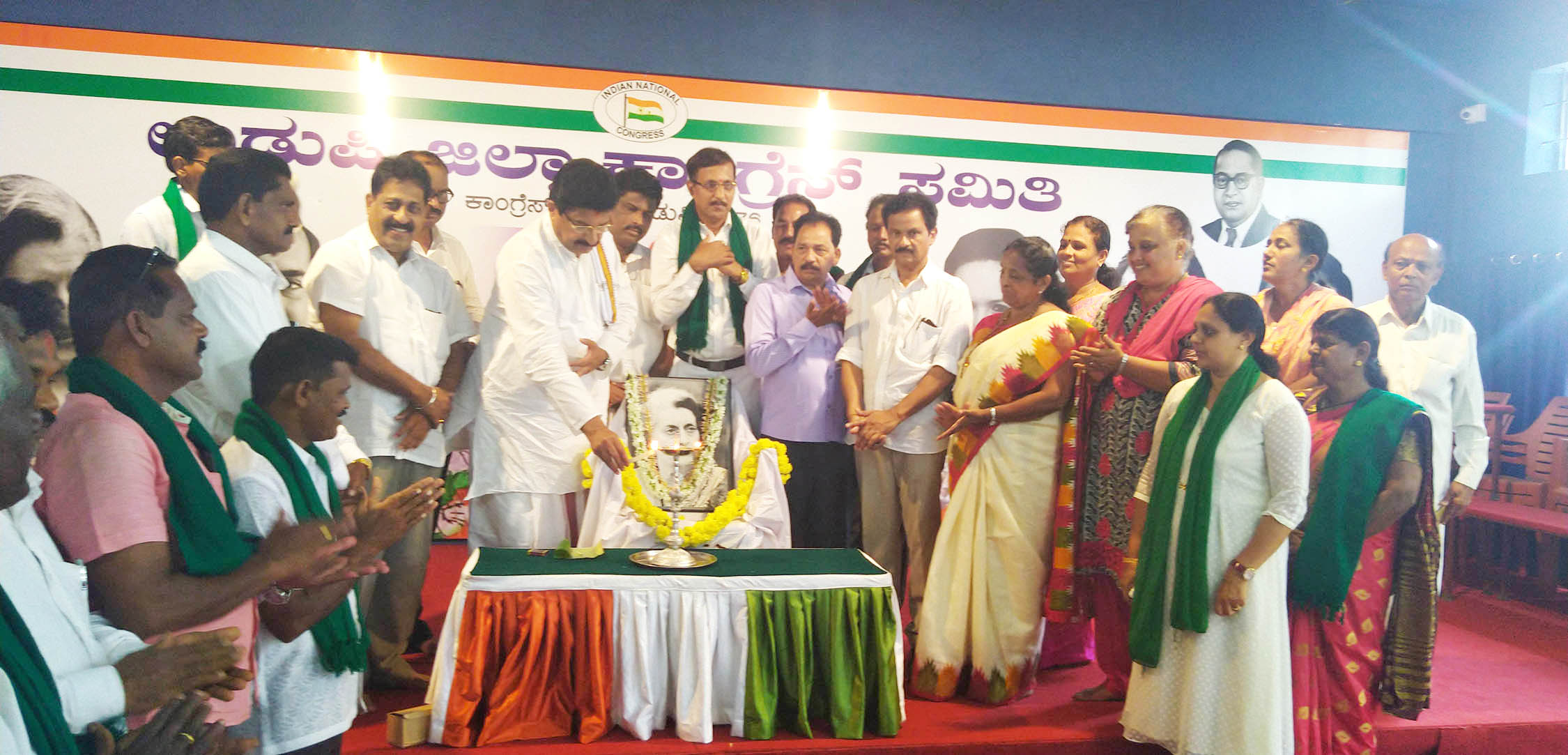 ಉಡುಪಿ: ಜಿಲ್ಲಾ ಕಾಂಗ್ರೆಸ್‌ನಿಂದ ಇಂದಿರಾ ಗಾಂಧಿ ಹುಟ್ಟುಹಬ್ಬ