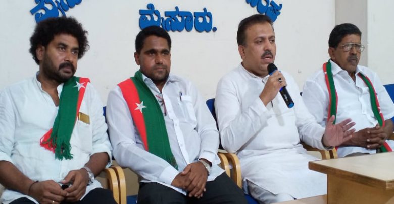 ಶಾಸಕ ತನ್ವೀರ್ ಸೇಠ್ ಮೇಲಿನ ಹಲ್ಲೆಗೂ ಎಸ್‍ಡಿಪಿಐ ಪಕ್ಷಕ್ಕೂ ಸಂಬಂಧವಿಲ್ಲ: ಅಬ್ದುಲ್ ಮಜೀದ್