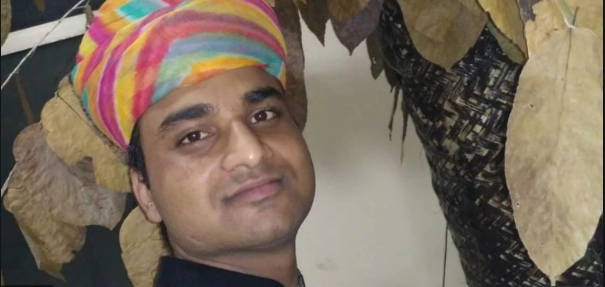 ಮುಸ್ಲಿಂ ಸಂಸ್ಕೃತ ಪ್ರೊಫೆಸರ್ ಫಿರೋಝ್ ಖಾನ್‌ಗೆ ಬಿಎಚ್‌ಯು ವಿದ್ಯಾರ್ಥಿಗಳ ಬಹಿರಂಗ ಬೆಂಬಲ