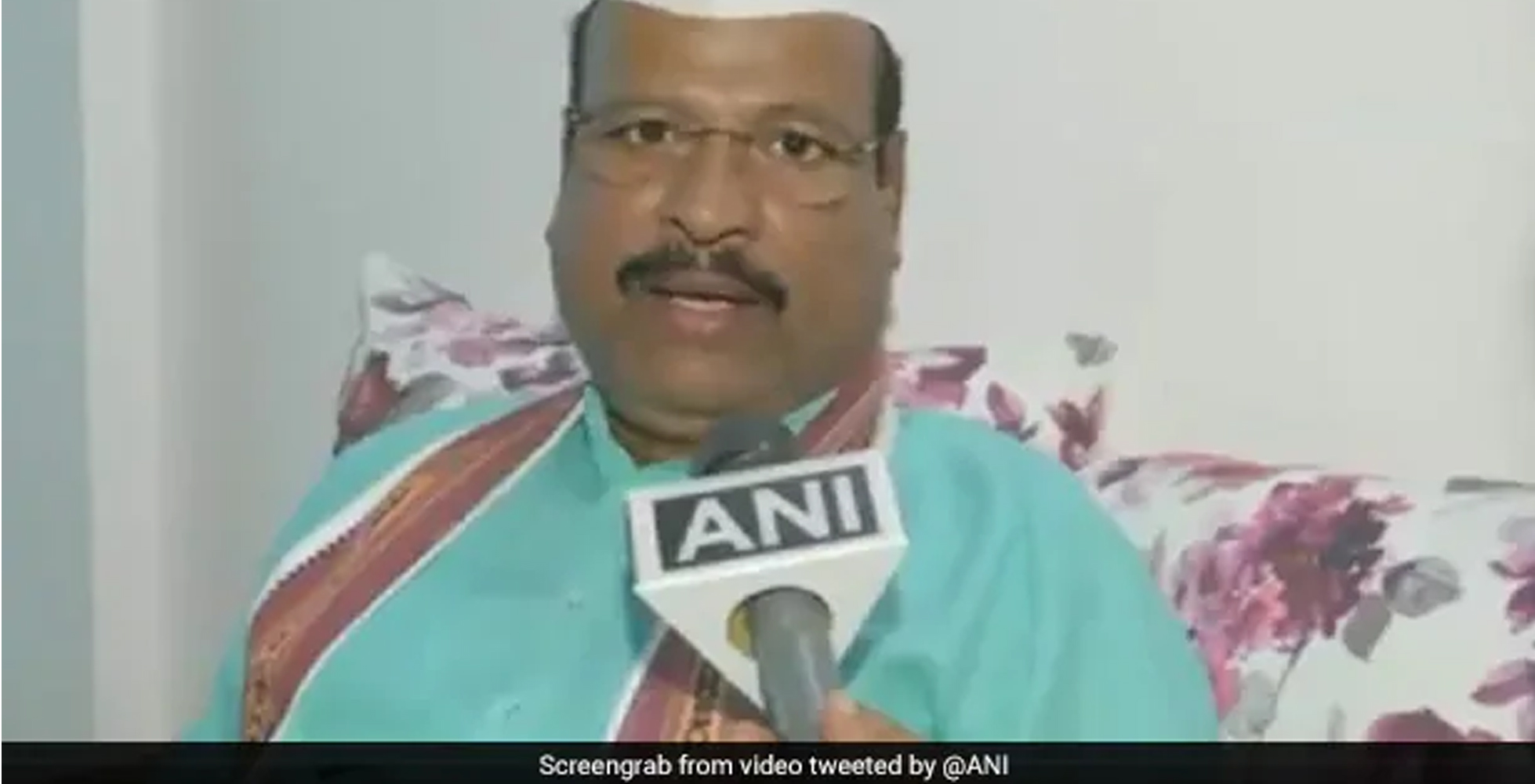 ಶಾಸಕರನ್ನು ಖರೀದಿಸಿದರೆ ತಲೆ ಜಜ್ಜುತ್ತೇವೆ: ಶಿವಸೇನೆ ಶಾಸಕ