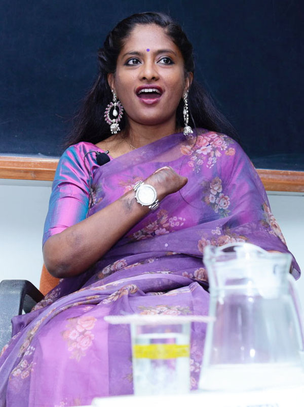 ಮದುವೆಯಾದ 4 ವರ್ಷಕ್ಕೆ ಕೈ-ಕಾಲುಗಳನ್ನು ಕಳೆದುಕೊಂಡು ಇದೀಗ ಪ್ಯಾರಾಲಿಂಪಿಕ್ ನತ್ತ...