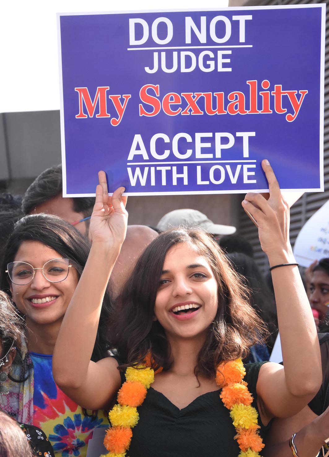 ಬೆಂಗಳೂರು: ಲೈಂಗಿಕ ಅಲ್ಪಸಂಖ್ಯಾತರ ಸ್ವಾಭಿಮಾನದ ನಡಿಗೆ ಹಾಗೂ ಕರ್ನಾಟಕ ಕ್ರೀರ್ ಹಬ್ಬ-2019