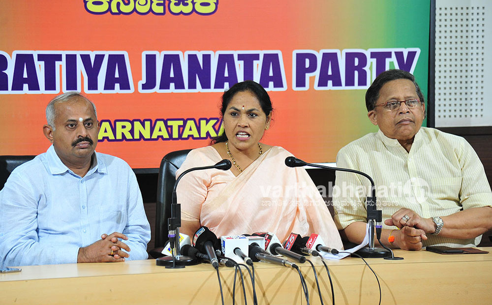 ತನ್ವೀರ್ ಸೇಠ್ ಕೊಲೆ ಯತ್ನಕ್ಕೆ ಸಿದ್ದರಾಮಯ್ಯ ಕಾರಣ: ಶೋಭಾ ಕರಂದ್ಲಾಜೆ ಗಂಭೀರ ಆರೋಪ