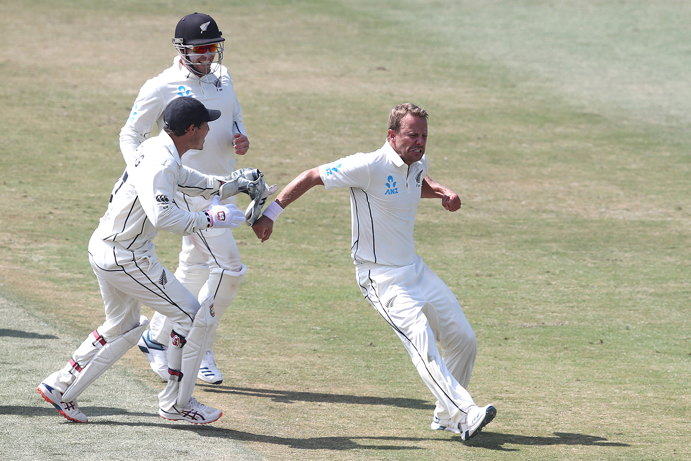 ಇಂಗ್ಲೆಂಡ್ ವಿರುದ್ಧ ಕಿವೀಸ್‌ಗೆ ಇನಿಂಗ್ಸ್, 65 ರನ್ ಜಯ