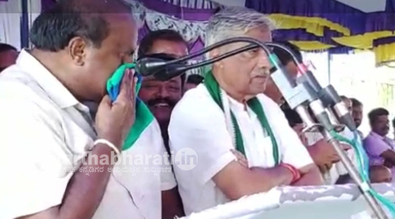 ಅನರ್ಹ ಶಾಸಕ ಬರೆದ ಪತ್ರ ಓದಿ ಕಣ್ಣೀರಿಟ್ಟ ಕುಮಾರಸ್ವಾಮಿ