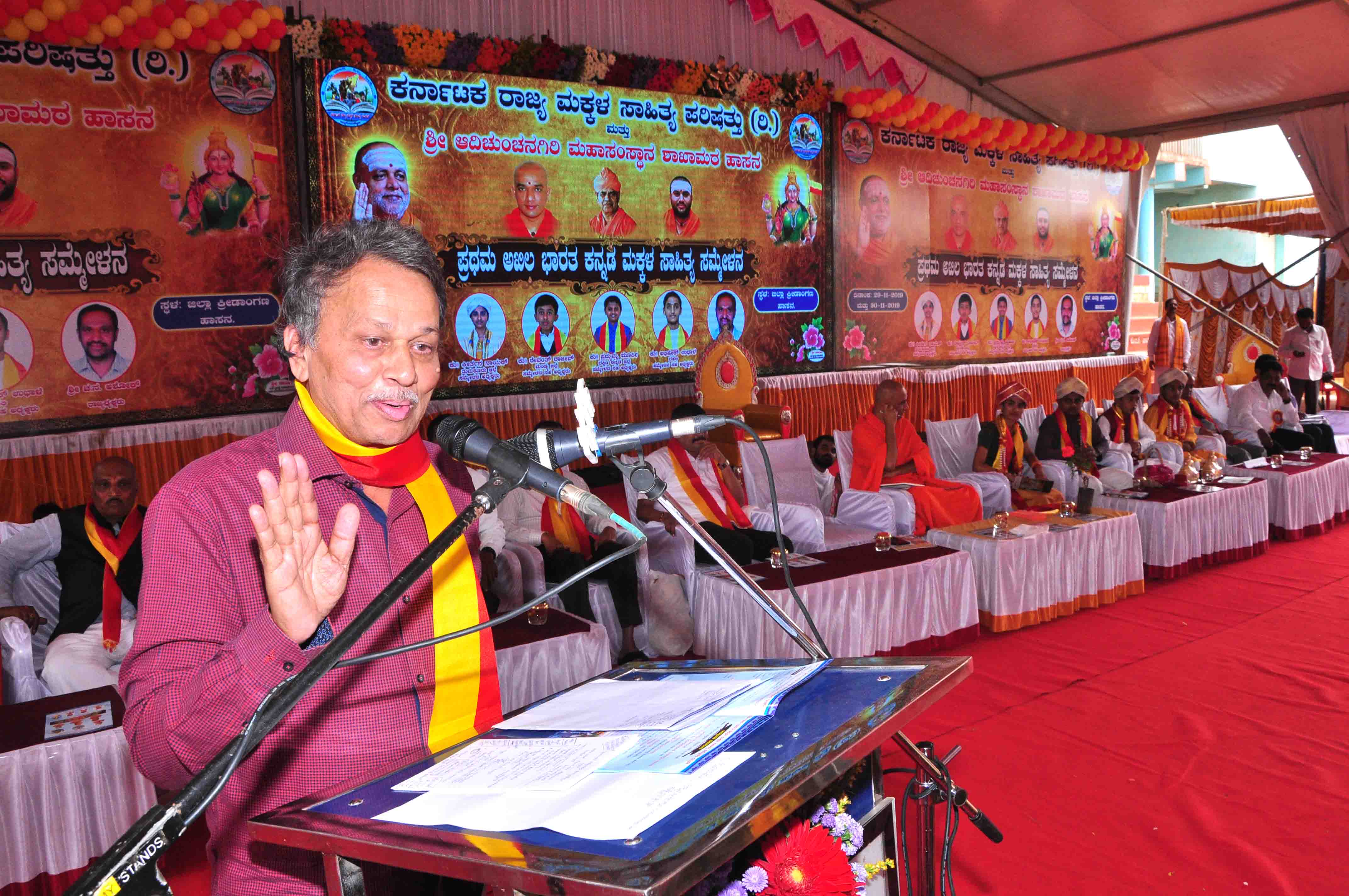 ದೇಶದಲ್ಲಿ ಸಮಾನ ಶಿಕ್ಷಣ ಜಾರಿಗೆ ಬರಬೇಕು: ಬರಗೂರು ರಾಮಚಂದ್ರಪ್ಪ