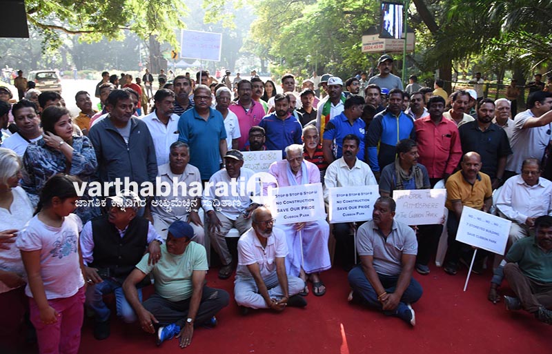 ನನ್ನ ಹೆಣದ ಮೇಲೆ ಕಟ್ಟಡ ನಿರ್ಮಿಸಲಿ: ಎಚ್.ಎಸ್.ದೊರೆಸ್ವಾಮಿ