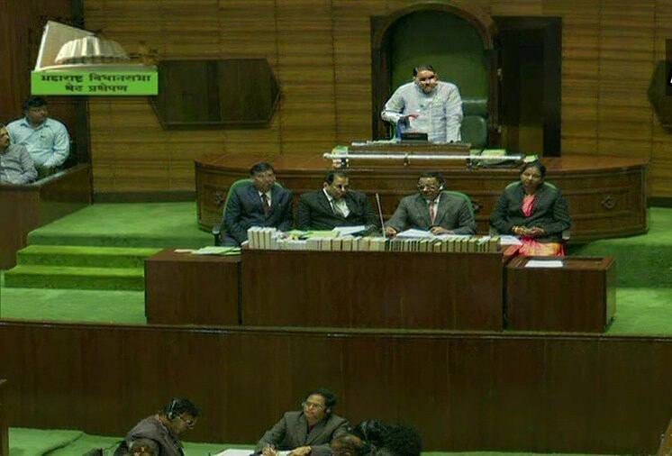 ಸಂವಿಧಾನದ ನಿಯಮ ಉಲ್ಲಂಘಿಸಿ ಅಧಿವೇಶನ ಕರೆಯಲಾಗಿದೆ :ಫಡ್ನವೀಸ್