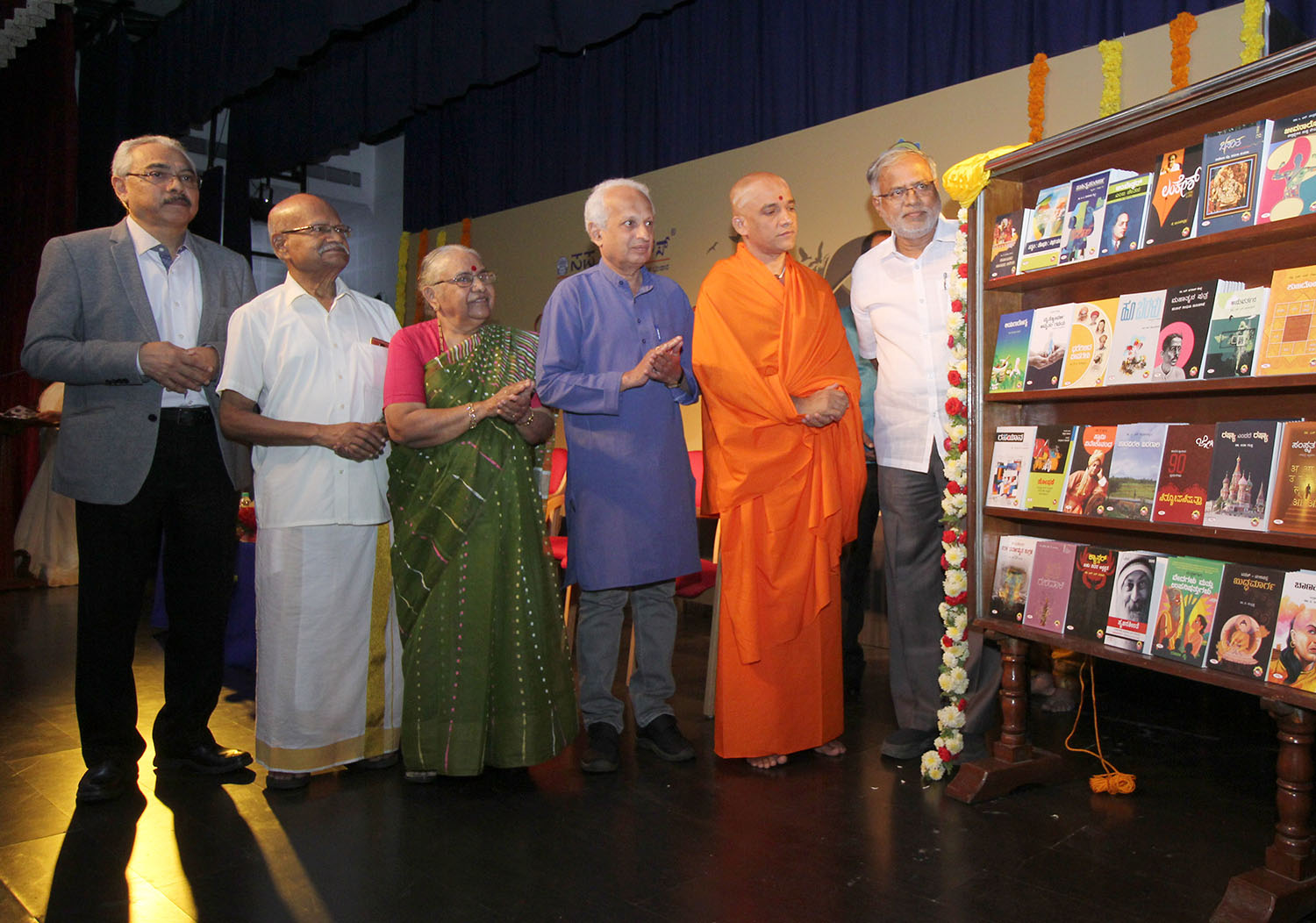 ರಾಜಕಾರಣಿಗಳ ಪದಸಂಪತ್ತಿಗೆ ನೆರವಾಗುವ ಕೃತಿಯ ಅಗತ್ಯವಿದೆ: ಸಚಿವ ಸುರೇಶ್‌ ಕುಮಾರ್