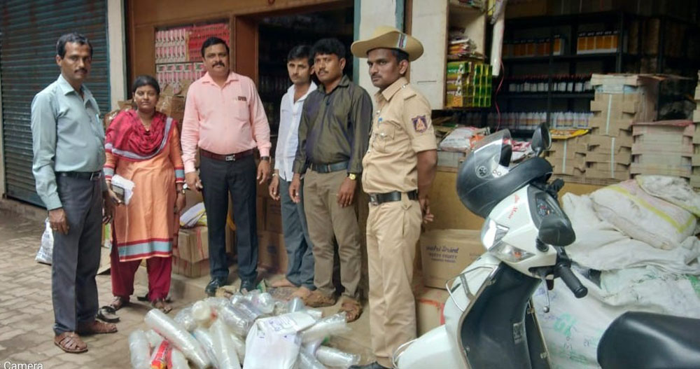 ನಿಷೇಧಿತ ಪ್ಲಾಸ್ಟಿಕ್ ಮಾರಾಟ: ಪೌರಾಯುಕ್ತರಿಂದ ಕಾರ್ಯಾಚರಣೆ