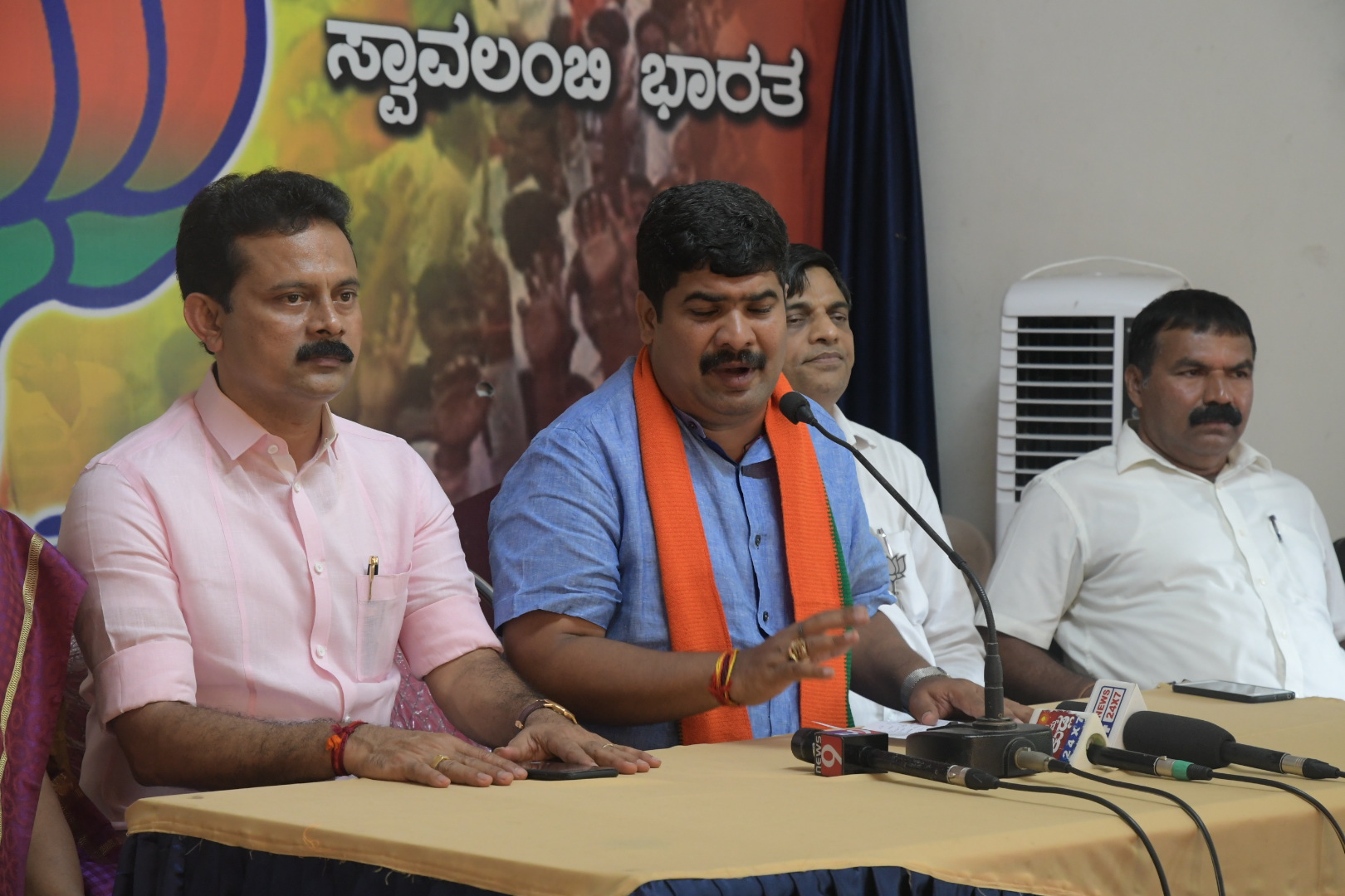 ಮನಪಾ ಕಾಂಗ್ರೆಸ್ ಆಡಳಿತದಲ್ಲಿ ಅವ್ಯವಸ್ಥೆ: ಶಾಸಕ ವೇದವ್ಯಾಸ್