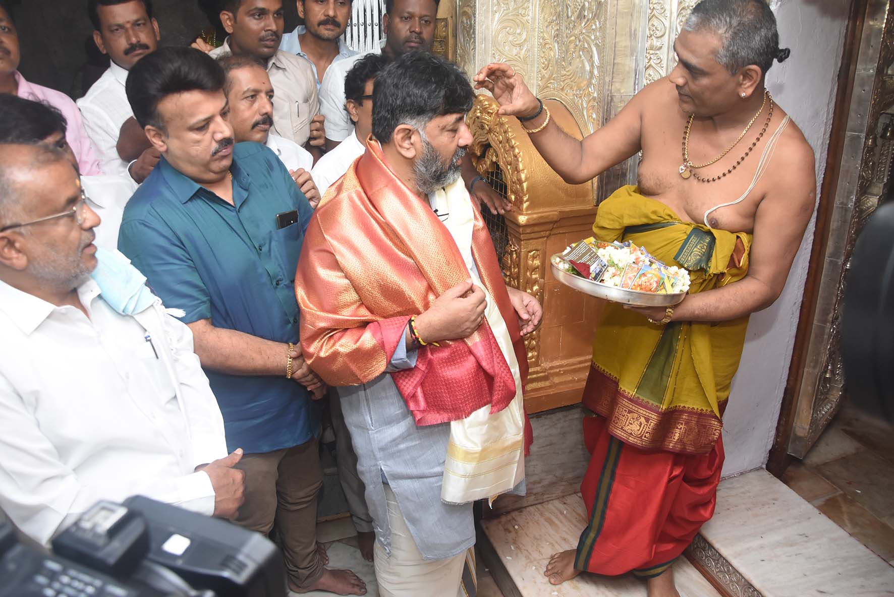 ನನ್ನ-ಸಿದ್ದರಾಮಯ್ಯ ನಡುವೆ ಯಾವುದೇ ಭಿನ್ನಾಭಿಪ್ರಾಯ ಇಲ್ಲ: ಮಾಜಿ ಸಚಿವ ಡಿಕೆಶಿ ಸ್ಪಷ್ಟನೆ