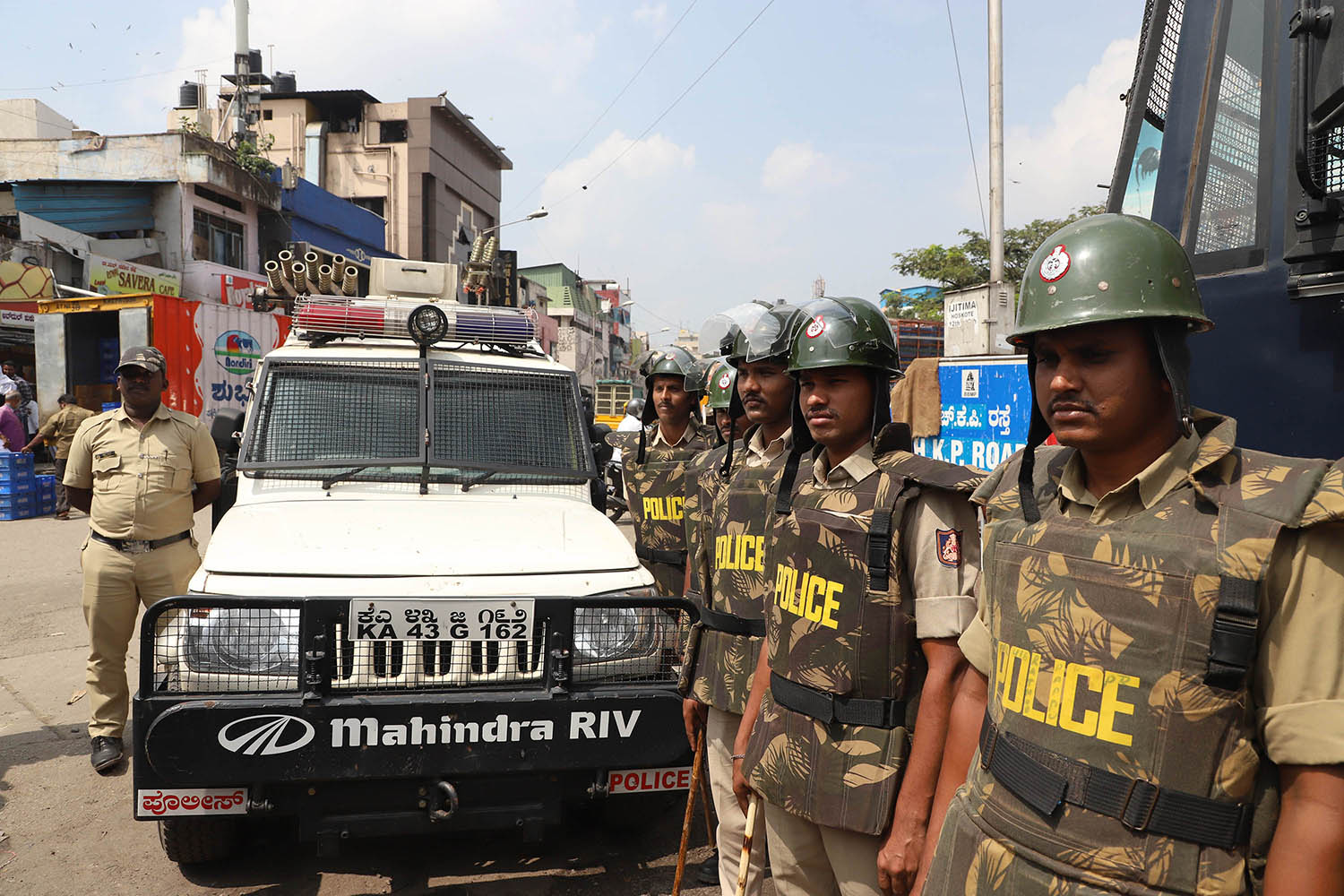 ಅಯೋಧ್ಯೆ ತೀರ್ಪು ಹಿನ್ನೆಲೆ: ಸೆಕ್ಷನ್ 144 ಜಾರಿ, ರಾಜ್ಯಾದ್ಯಂತ ಕಟ್ಟೆಚ್ಚರ ವಹಿಸಿದ್ದ ಪೊಲೀಸರು