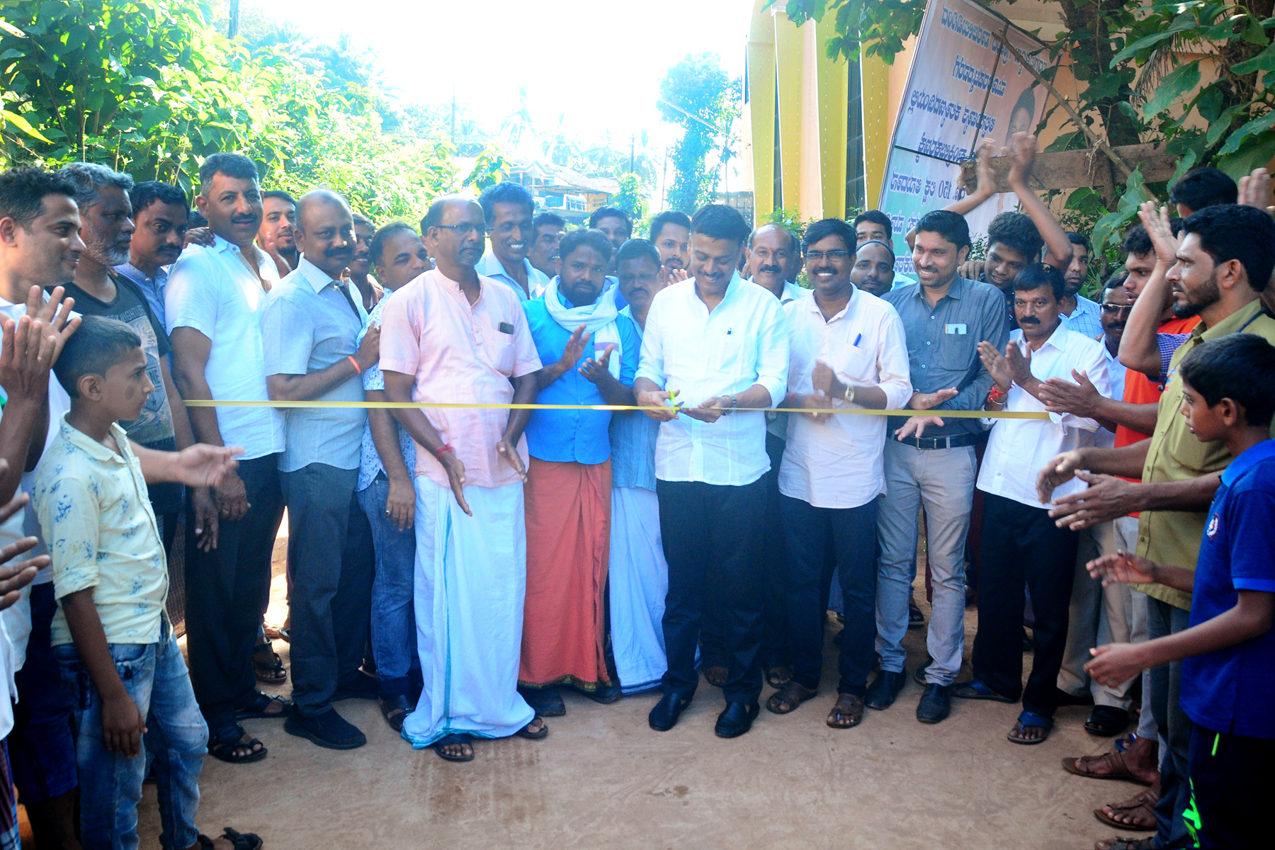 1.50 ಕೋಟಿ ರೂ. ವೆಚ್ಚದ ವರಟಿಲ್-ಮುಲಾರಪಟ್ನ ಕಾಂಕ್ರಿಟ್ ರಸ್ತೆ ಉದ್ಘಾಟನೆ