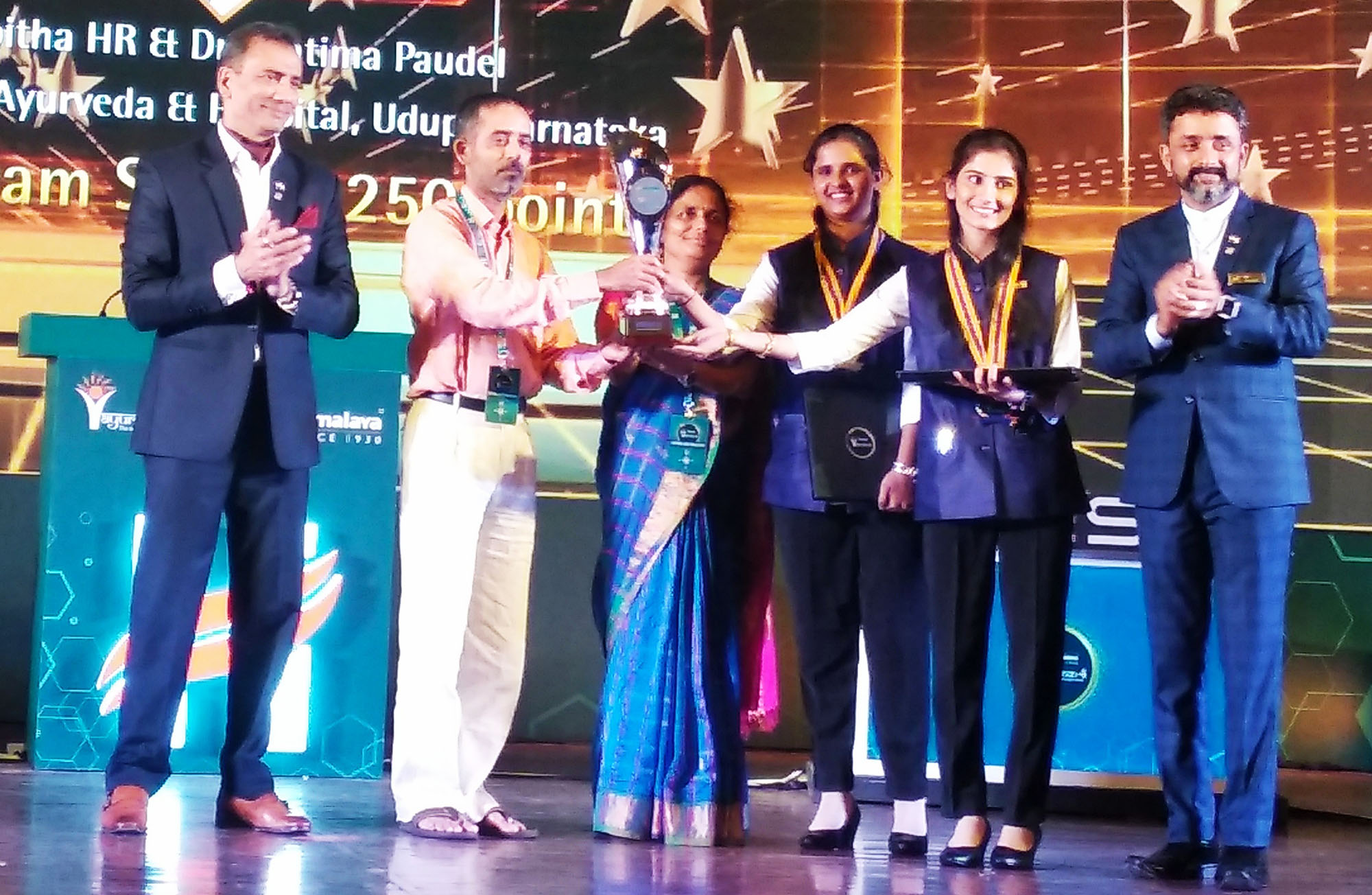 ರಾಷ್ಟ್ರಮಟ್ಟದ ರಸಪ್ರಶ್ನೆ ಸ್ಪರ್ಧೆ: ಎಸ್‌ಡಿಎಂಗೆ ಪ್ರಶಸ್ತಿ