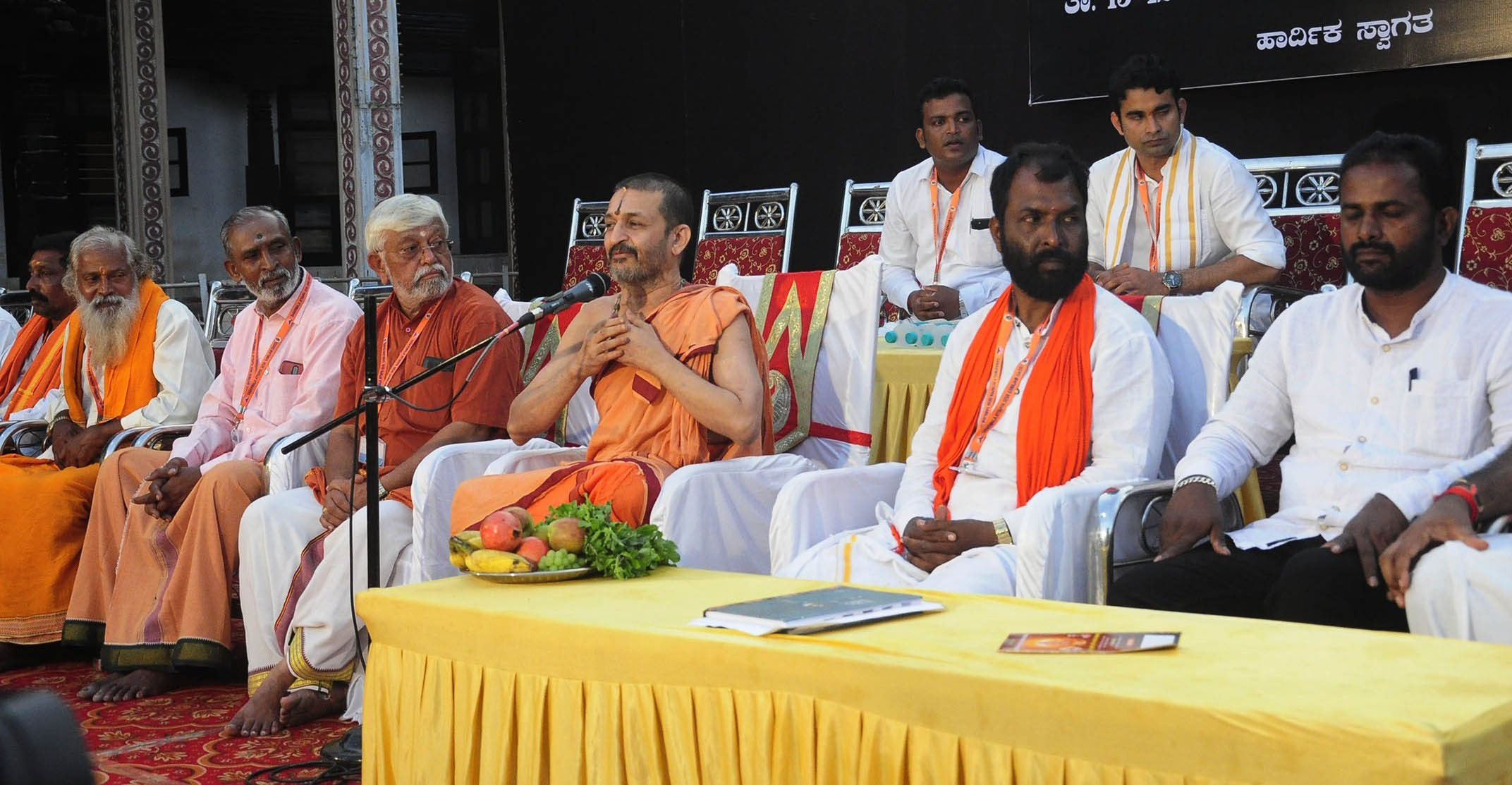 ದೇವಸ್ಥಾನಗಳೇ ಇಡೀ ಹಿಂದೂಸ್ತಾನವನ್ನು ಆಳಬೇಕು: ಪಲಿಮಾರು ಶ್ರೀ