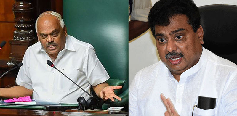 ಗೋಲಿಬಾರ್ ಗೆ ಬಲಿಯಾದವರ ಕುಟುಂಬದ ಭೇಟಿಗೆ ಆಗಮಿಸಿದ ಕಾಂಗ್ರೆಸ್ ನಾಯಕರು ಪೊಲೀಸ್ ವಶಕ್ಕೆ ಗೋಲಿಬಾರ್ ಗೆ ಬಲಿಯಾದವರ ಕುಟುಂಬದ ಭೇಟಿಗೆ ಆಗಮಿಸಿದ ಕಾಂಗ್ರೆಸ್ ನಾಯಕರು ಪೊಲೀಸ್ ವಶಕ್ಕೆ