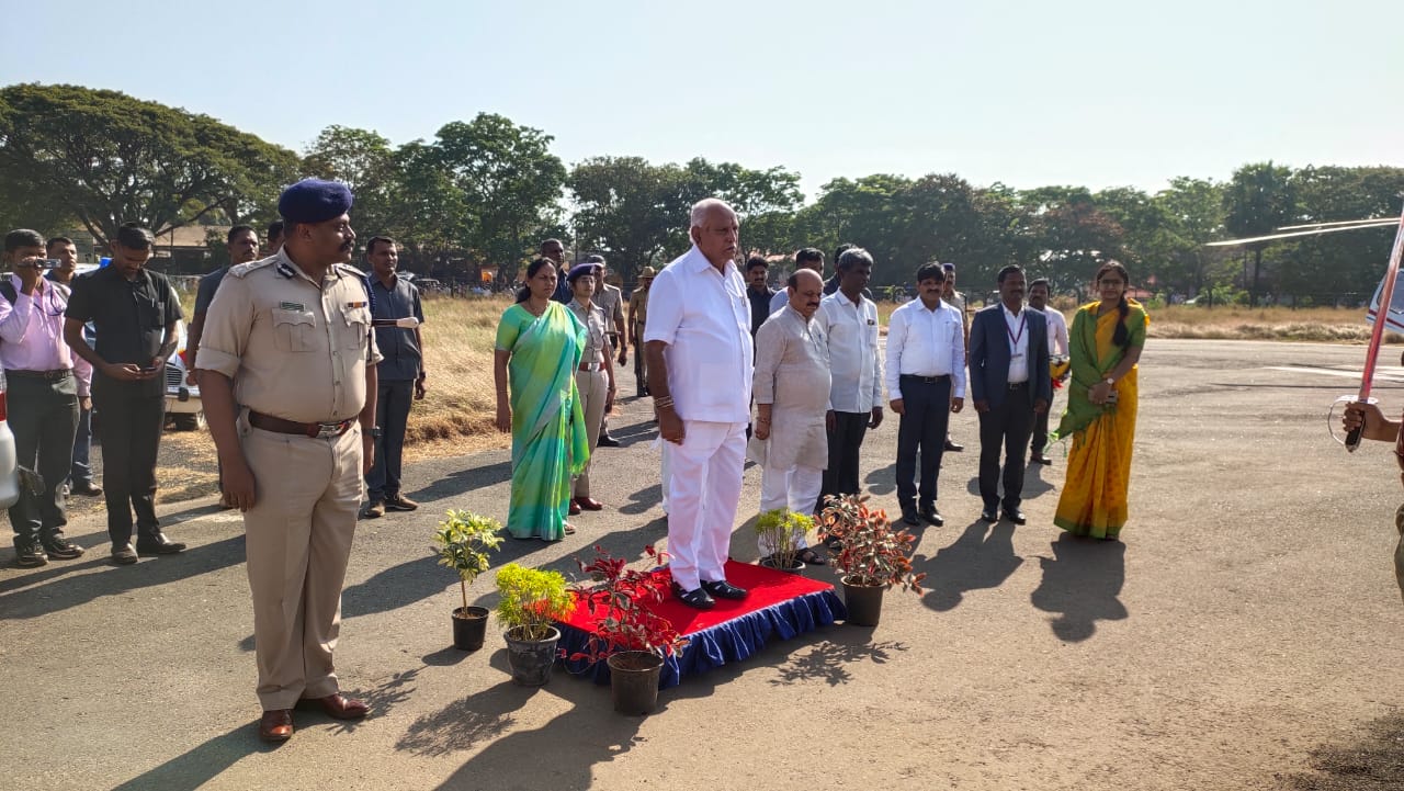 ಪೇಜಾವರಶ್ರೀ ಮತ್ತೆ ಕೃಷ್ಣನ ಪೂಜೆ ಮಾಡುವಂತಾಗಲಿ : ಮಣಿಪಾಲದಲ್ಲಿ ಸಿಎಂ ಯಡಿಯೂರಪ್ಪ