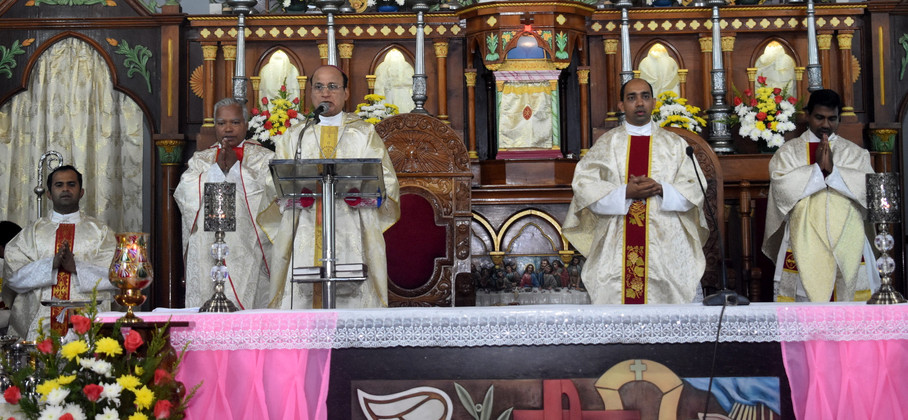ಉಡುಪಿ ಜಿಲ್ಲೆಯಲ್ಲಿ ಸಂಭ್ರಮದ ಕ್ರಿಸ್ಮಸ್ ಆಚರಣೆ