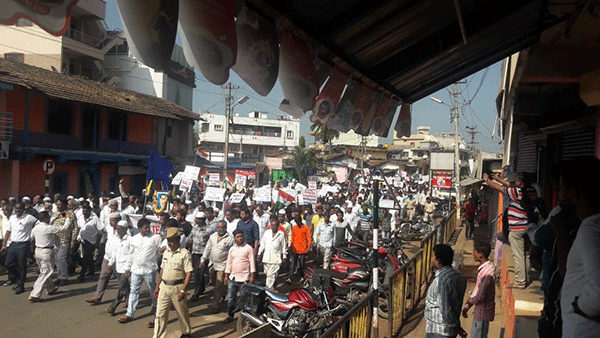 ಮುಂಡಗೋಡ: ಎನ್‌ಆರ್‌ಸಿ, ಸಿಎಎ ವಿರುದ್ಧ ಪ್ರತಿಭಟನಾ ಮೆರವಣಿಗೆ