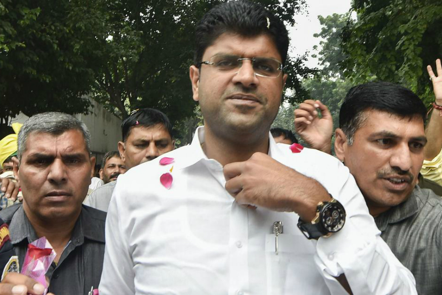 ಬಿಜೆಪಿ-ಜೆಜೆಪಿ ಮೈತ್ರಿ ಗುರ್ಗಾಂವ್ ಮಾಲ್‍ನಲ್ಲಿ ಅಂತಿಮಗೊಳಿಸಲಾಗಿತ್ತು