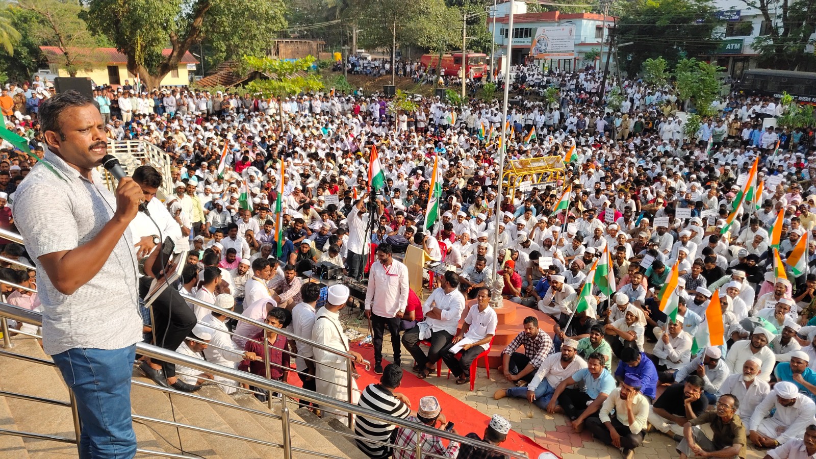 ಬೆಳ್ತಂಗಡಿಯಲ್ಲಿ ಮುಸ್ಲಿಂ ಒಕ್ಕೂಟ, ಸಮಾನ ಮನಸ್ಕ ಸಂಘಟನೆಗಳಿಂದ ಬೃಹತ್ ಪ್ರತಿಭಟನೆ