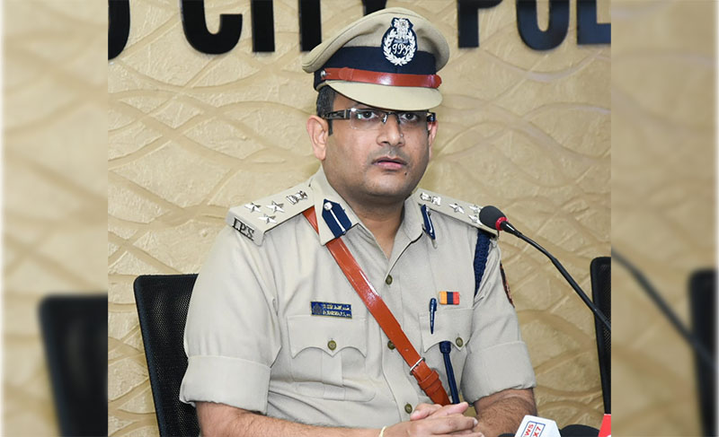 ಮಂಗಳೂರು ಗೋಲಿಬಾರ್: ಪೊಲೀಸ್ ಆಯುಕ್ತರ ವಿರುದ್ಧ ಮಾನವ ಹಕ್ಕು ಆಯೋಗಕ್ಕೆ ದೂರು