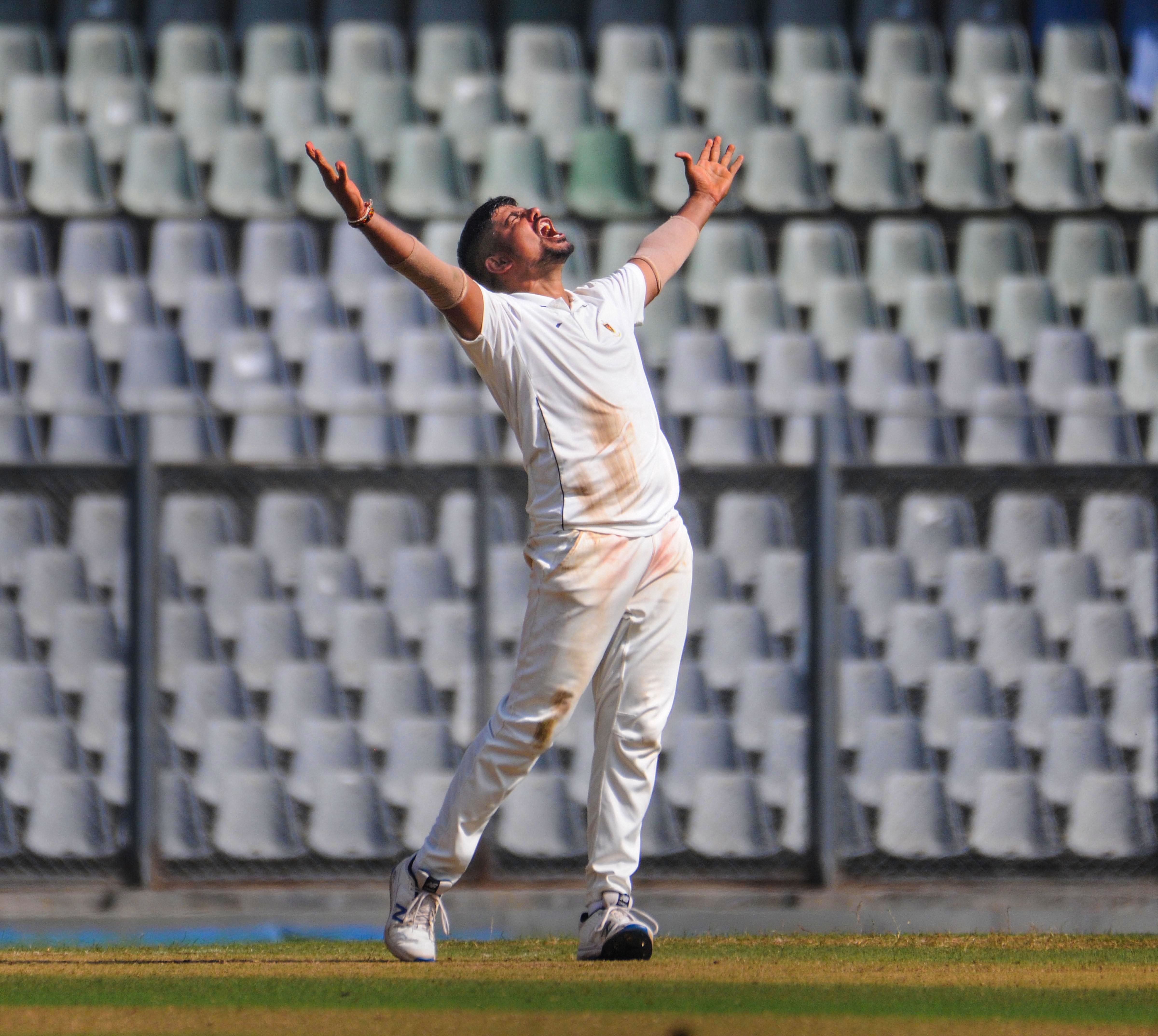 ರೈಲ್ವೇಸ್ ವಿರುದ್ಧ ಮುಗ್ಗರಿಸಿದ ಮುಂಬೈ