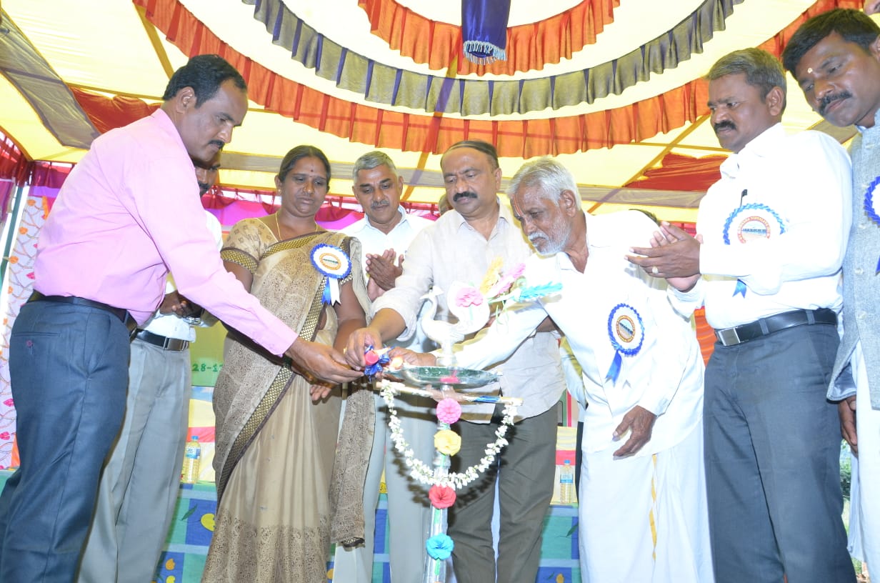 ಮಕ್ಕಳಿಗೆ ಉತ್ತಮ ಶಿಕ್ಷಣ ನೀಡುವುದು ಪೋಷಕರ ಕರ್ತವ್ಯ: ವೆಂಕಟೇಶ್