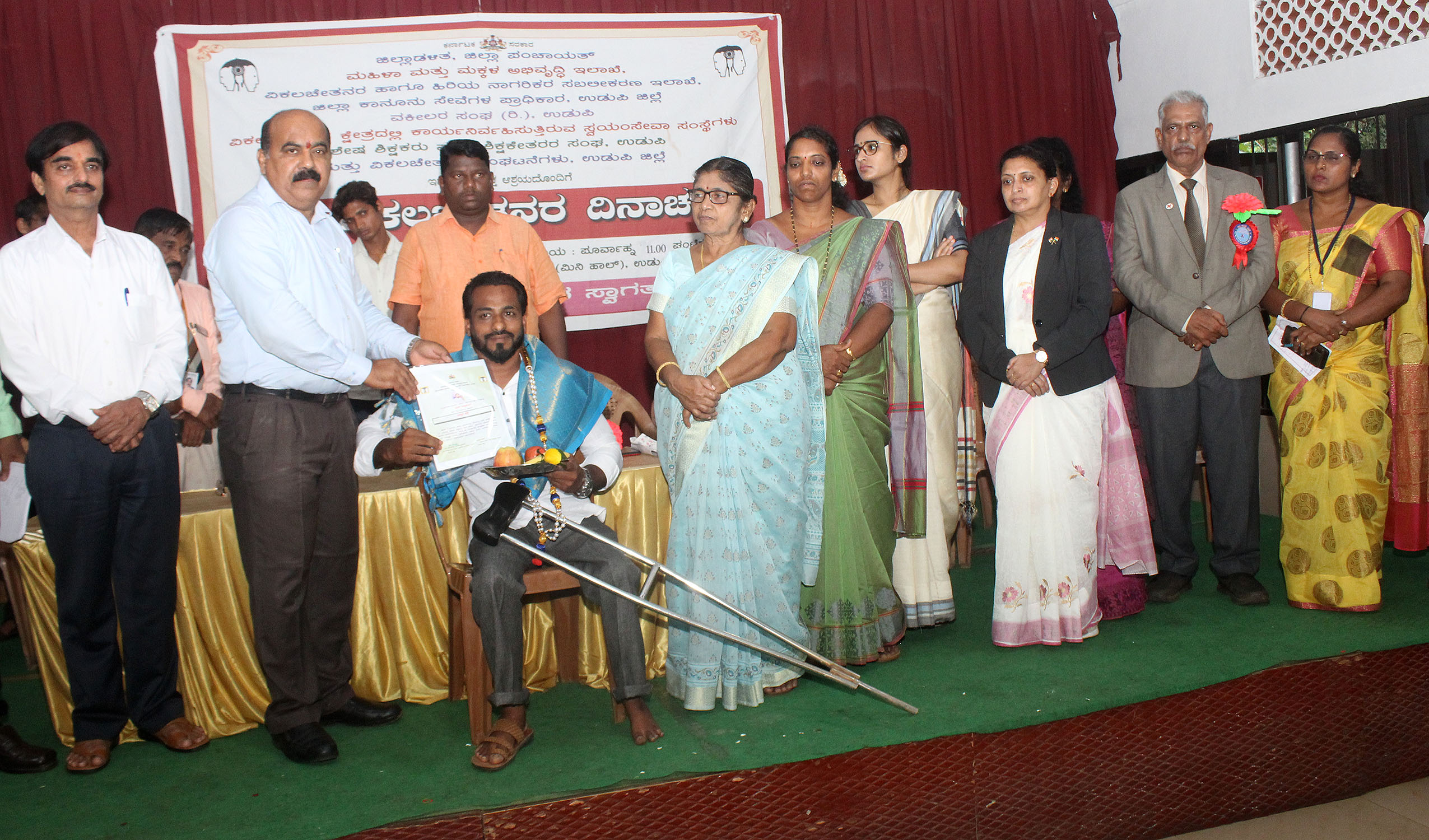 ವಿಕಲಚೇತನರ ಸಾಧನೆ ಎಲ್ಲಕ್ಕಿಂತಲೂ ಮಿಗಿಲು: ದಿನಕರ ಬಾಬು