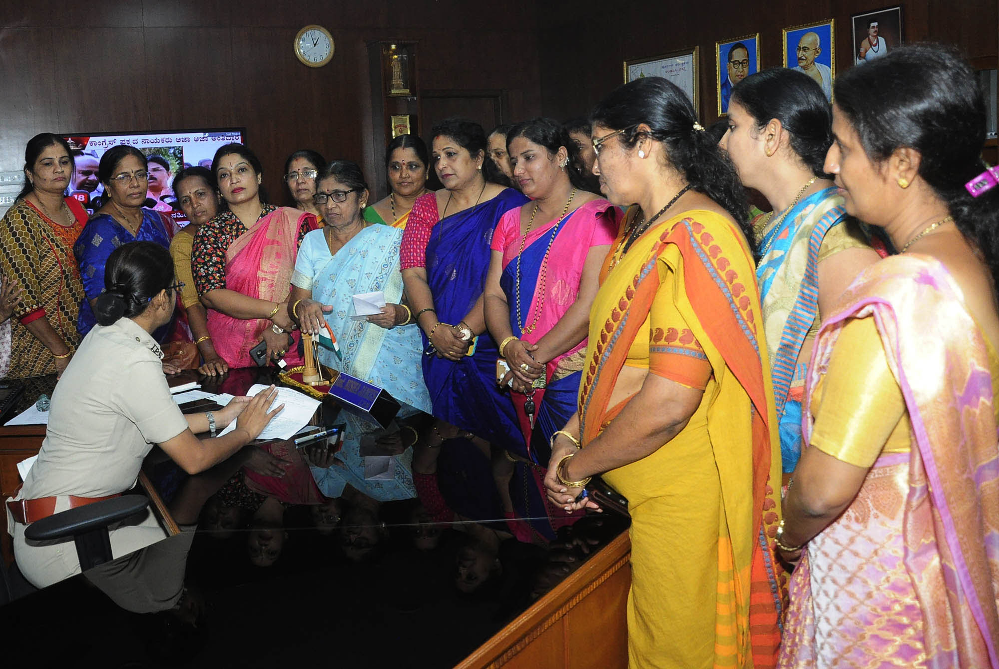 ವೈದ್ಯೆ ಅತ್ಯಾಚಾರ, ಕೊಲೆ : ಮಹಿಳಾ ಮೋರ್ಚಾದಿಂದ ಎಸ್ಪಿಗೆ ಮನವಿ