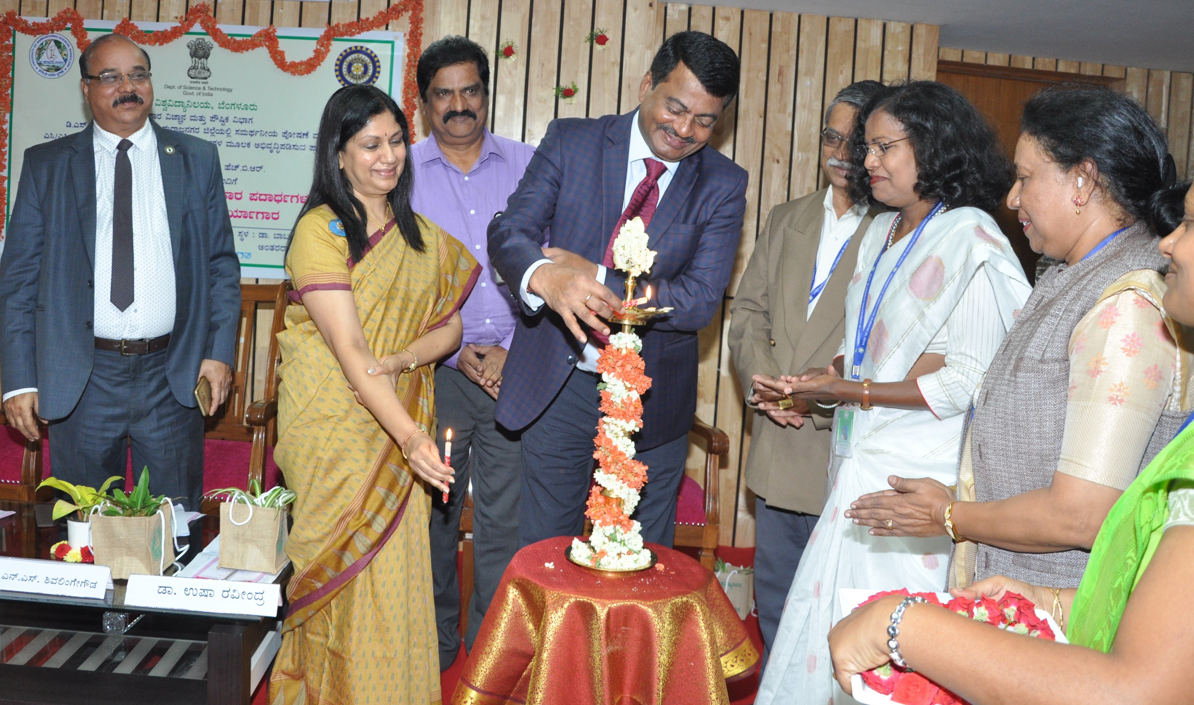 ಮಹಿಳೆಯರು ಕೃಷಿ ಕ್ಷೇತ್ರದಲ್ಲಿ ಹೆಚ್ಚು ತೊಡಗಿಸಿಕೊಳ್ಳಬೇಕು: ಕೃಷಿ ವಿವಿ ಕುಲಪತಿ ಡಾ.ರಾಜೇಂದ್ರ ಪ್ರಸಾದ್