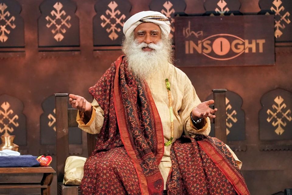 ಸಿಎಎ ವಿರೋಧಿಸುವ ಮುನ್ನ ಅದನ್ನು ಓದಿ ಎಂದ ಜಗ್ಗಿ ವಾಸುದೇವ್: ಆದರೆ ಅವರು ಓದಿದ್ದೇನು ಗೊತ್ತಾ?