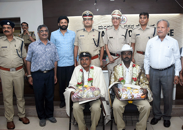 ಟ್ರಾಫಿಕ್ ವಾರ್ಡನ್‌ಗಳಾಗಲು ಮುಂದೆ ಬನ್ನಿ: ಡಾ.ಹರ್ಷ ಕರೆ