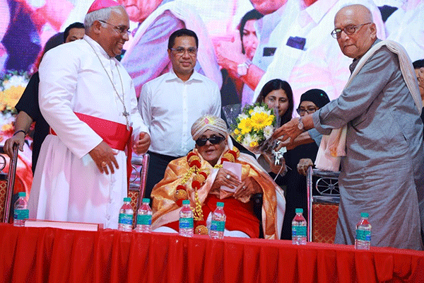 ಡಾ. ಬಿ.ಅಹ್ಮದ್ ಹಾಜಿ ಕುರಿತ ‘ಅಬ್ಬಾ’ ಪುಸ್ತಕ ಬಿಡುಗಡೆ, ಸಾಕ್ಷ್ಯಚಿತ್ರ ಅನಾವರಣ