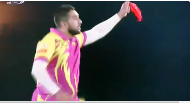 ವಿಕೆಟ್ ಕಿತ್ತು ಮೈದಾನದಲ್ಲೇ ಜಾದೂ ಪ್ರದರ್ಶಿಸಿದ ಬೌಲರ್: ವಿಡಿಯೋ ವೈರಲ್