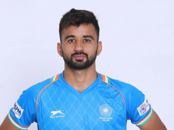 ಮನ್‌ಪ್ರೀತ್ ಸಿಂಗ್ ಎಫ್‌ಐಎಚ್ ವರ್ಷದ ಆಟಗಾರ ಪ್ರಶಸ್ತಿಗೆ ನಾಮನಿರ್ದೇಶನ