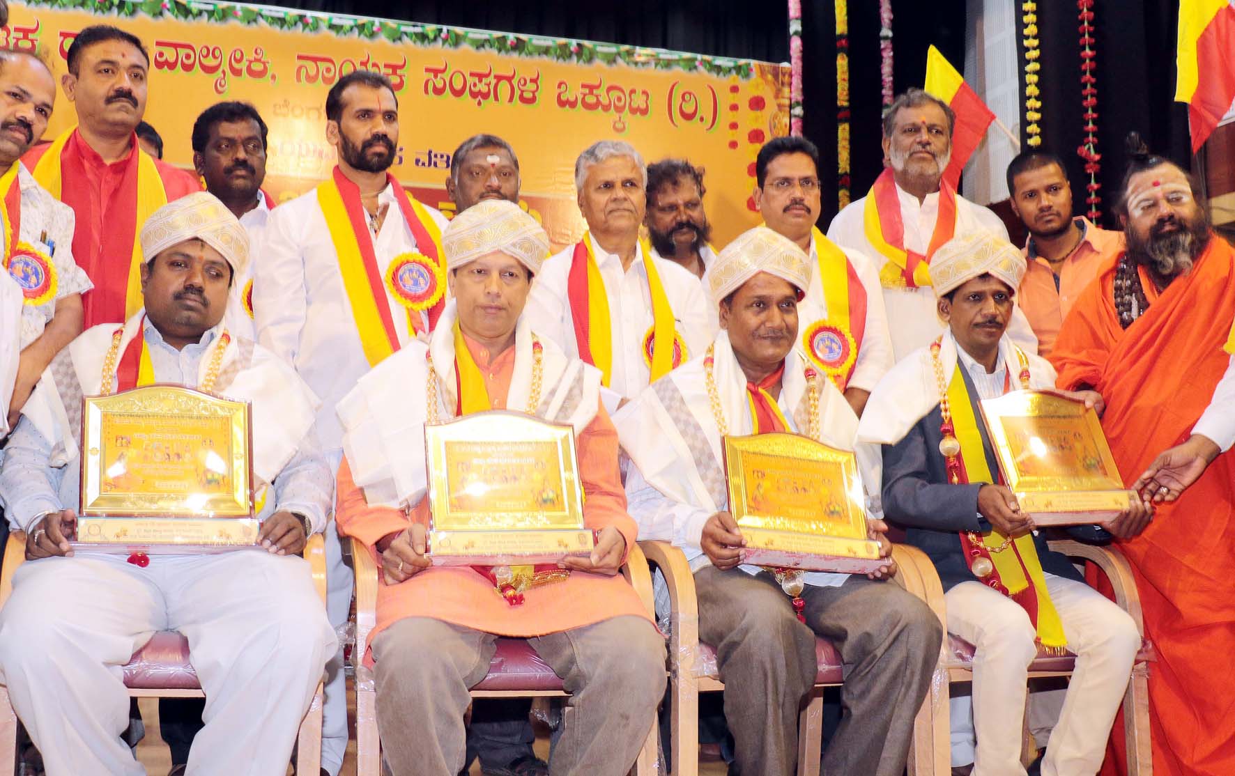 ಶೂದ್ರ ಸಮುದಾಯ ಒಗ್ಗಟ್ಟಾಗಿ ಸ್ವಾಭಿಮಾನದಿಂದ ಬದುಕಲಿ: ಸಂಜಯಕುಮಾರ ಸ್ವಾಮೀಜಿ