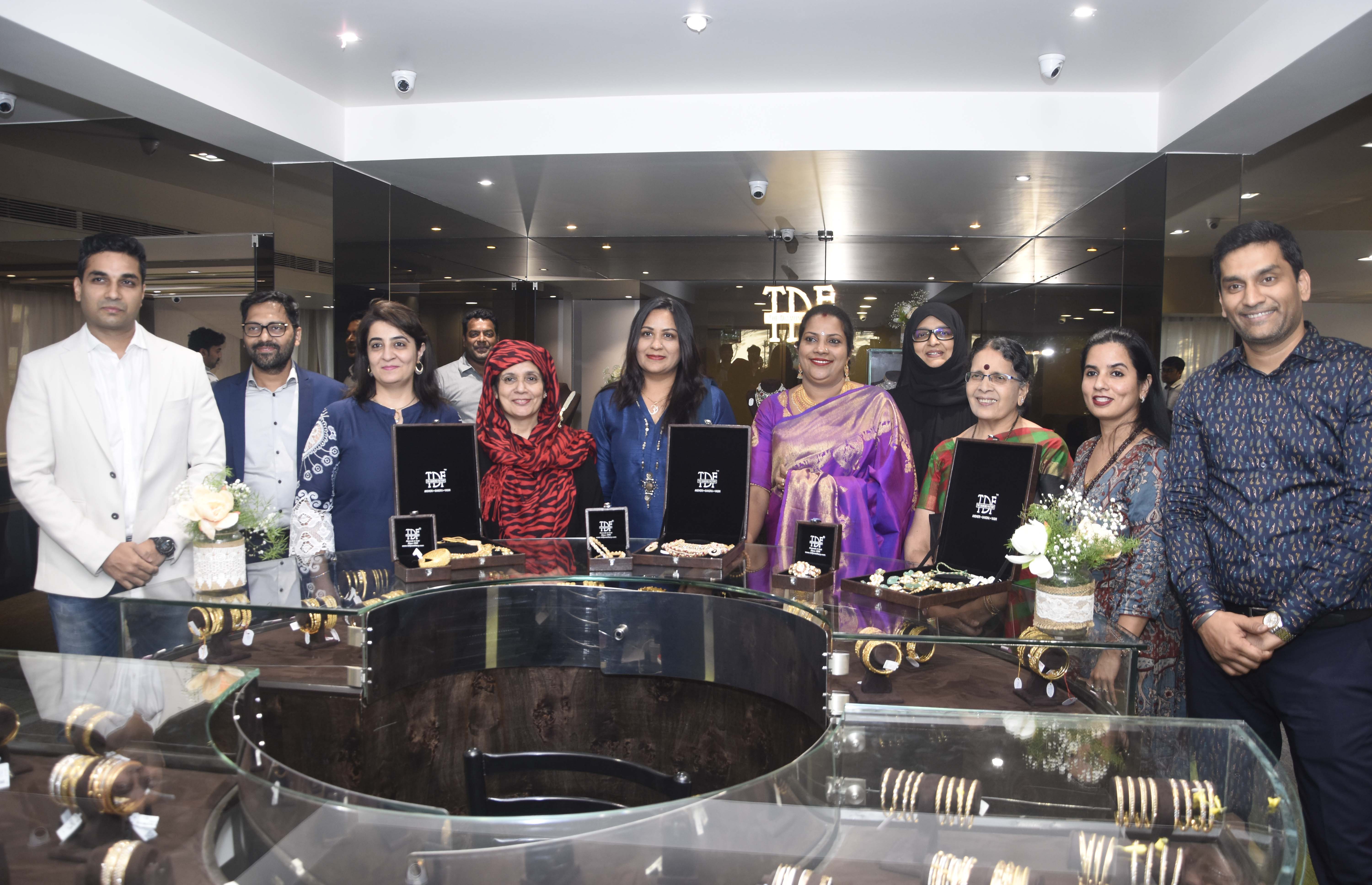 ಮಂಗಳೂರು : ಟಿಡಿಎಫ್ ಮಳಿಗೆಯಲ್ಲಿ ನೆಕ್ಲೇಸ್ - ಕೈಬಳೆಗಳ ಉತ್ಸವ