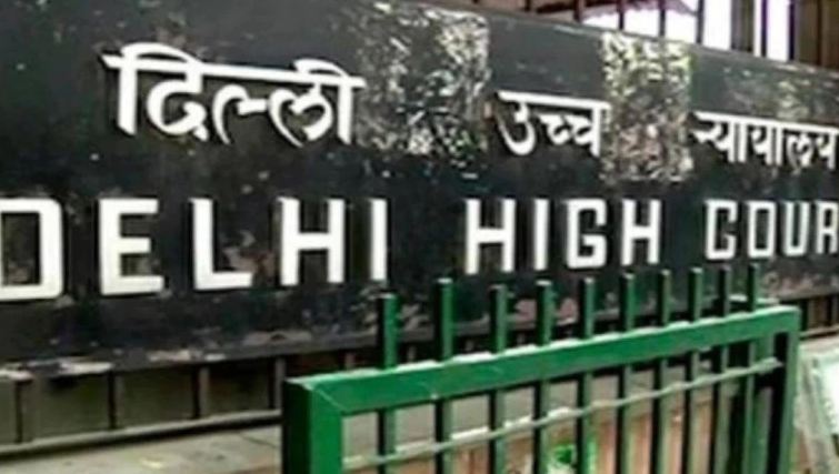 ಆ್ಯಸಿಡ್ ಸಂತ್ರಸ್ತೆ ಪರ ಹೋರಾಡಿದ್ದ ನ್ಯಾಯವಾದಿಗೆ ಮನ್ನಣೆ ನೀಡುವಂತೆ ಛಪಕ್ ನಿರ್ಮಾಪಕರಿಗೆ ಹೈಕೋರ್ಟ್ ಆದೇಶ